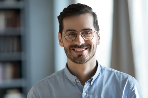 Who Is a Good Candidate for a Smile Makeover? from North Georgia Smiles in Cumming, GA